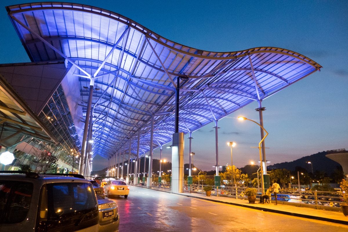 Penang International Airport (PEN) 2015-01-21 19.52.15